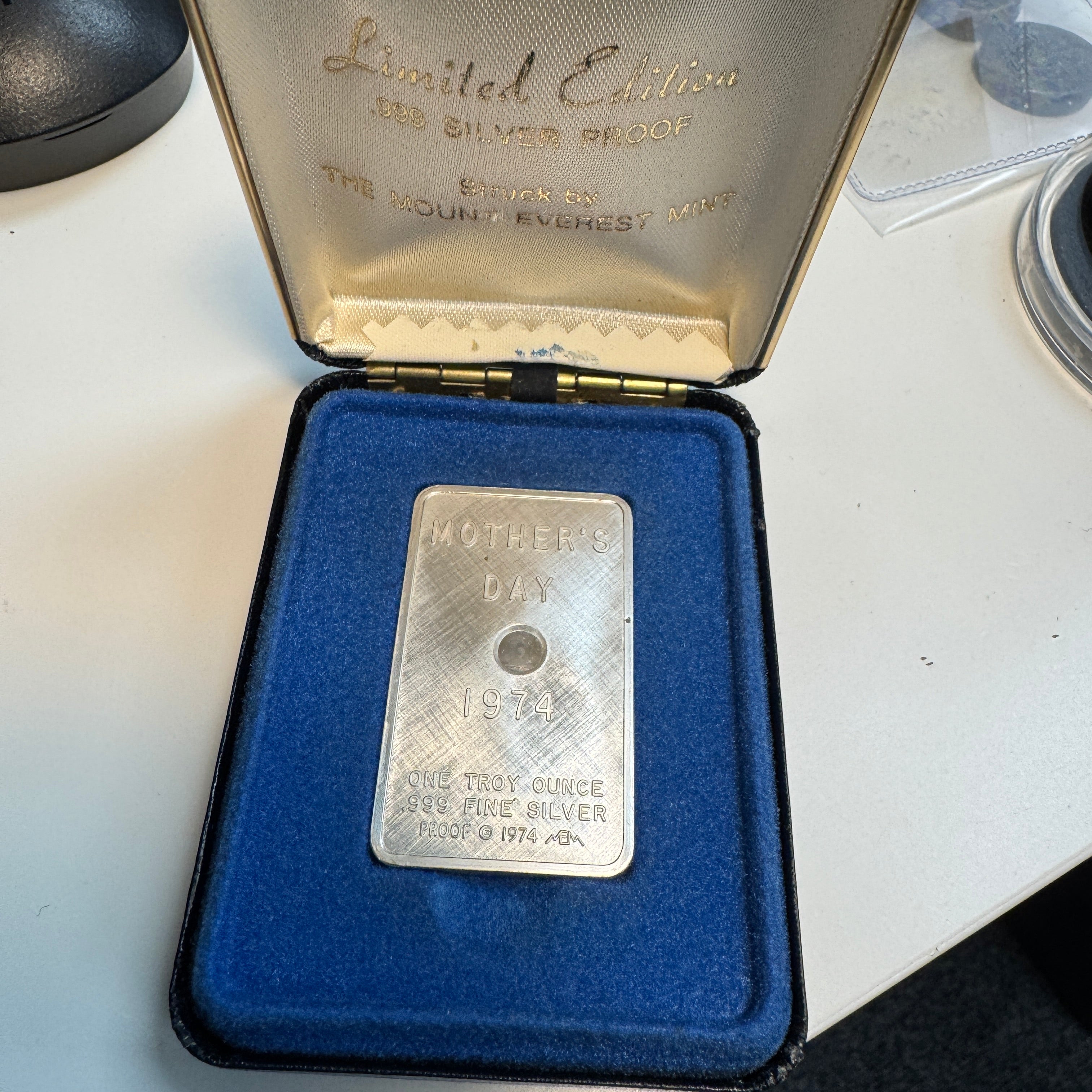 1974 Mt Everest Mint 1oz 999 Silver Mother’s Day bar