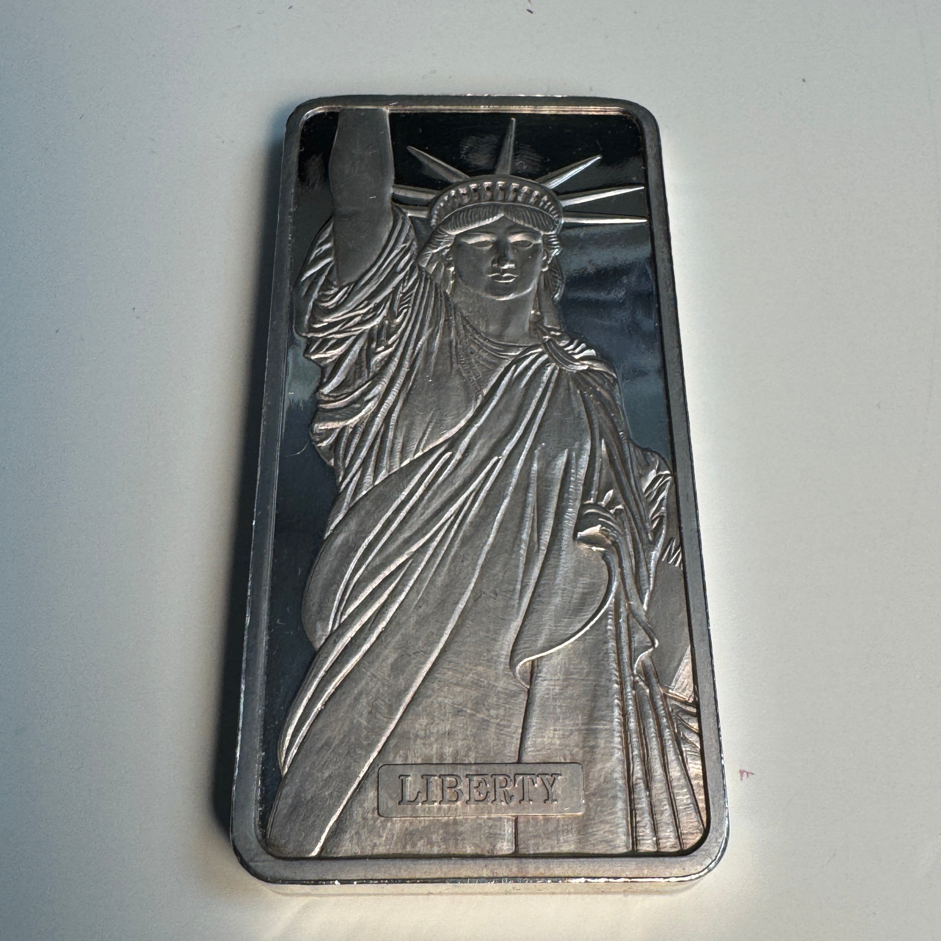 Vintage MTB Statue of Liberty 10oz 999 JM Silver Bar #8683