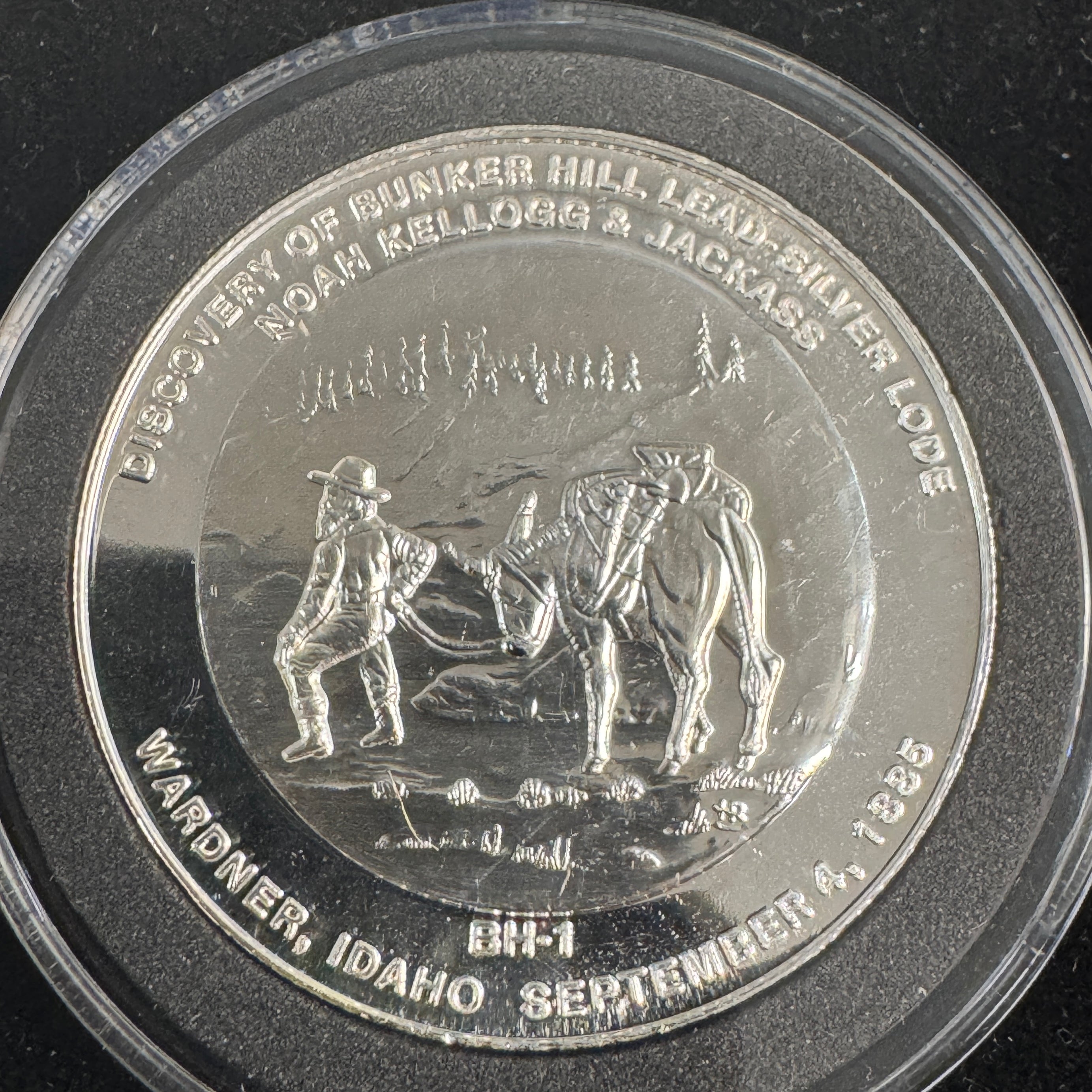 (4) Bunker Hill Silver 1oz Rounds, 1980s vintage mining set