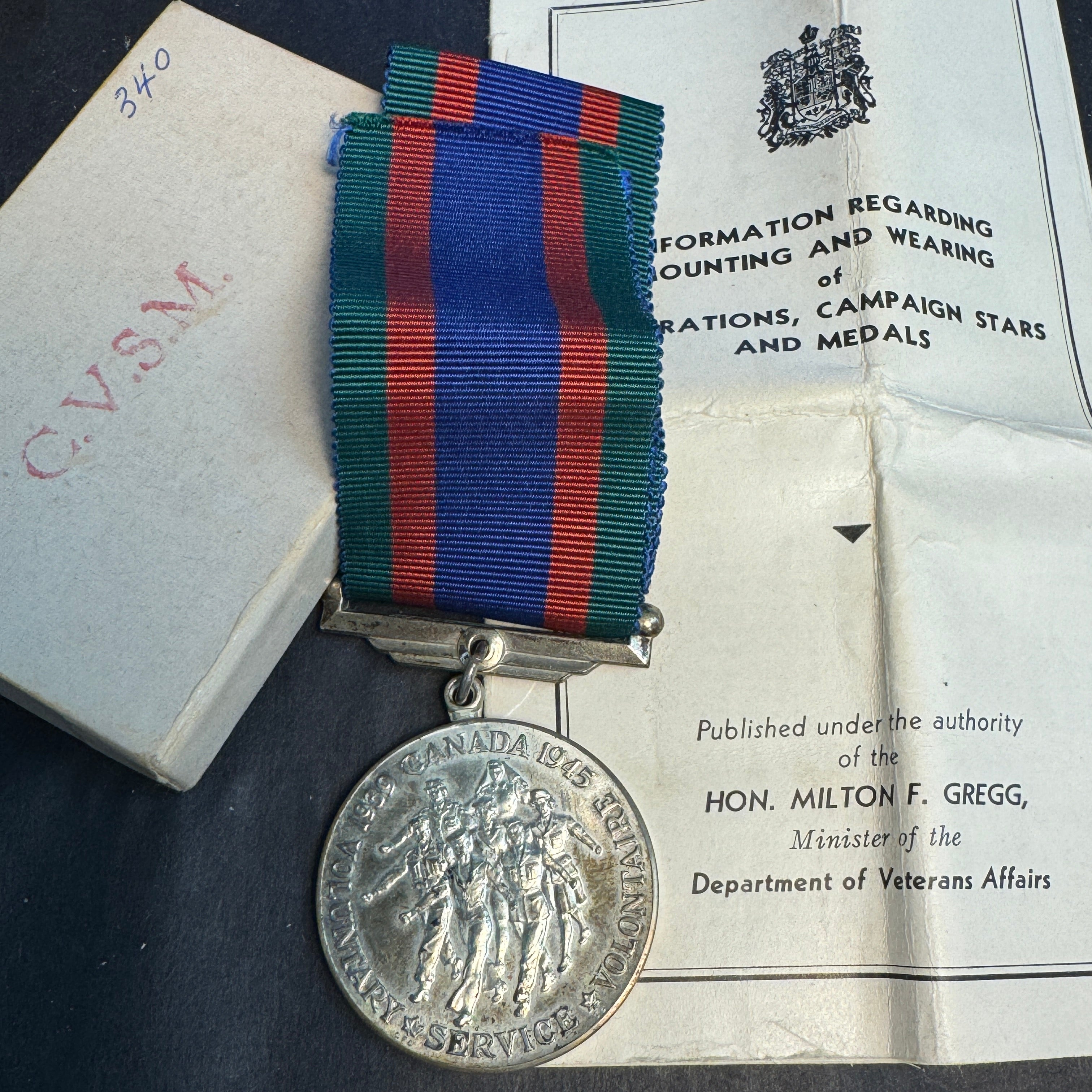 Canada WWII 1939-1945 Voluntary Service Silver Medal, with Original Box, Ribbon, & Paper 🇨🇦