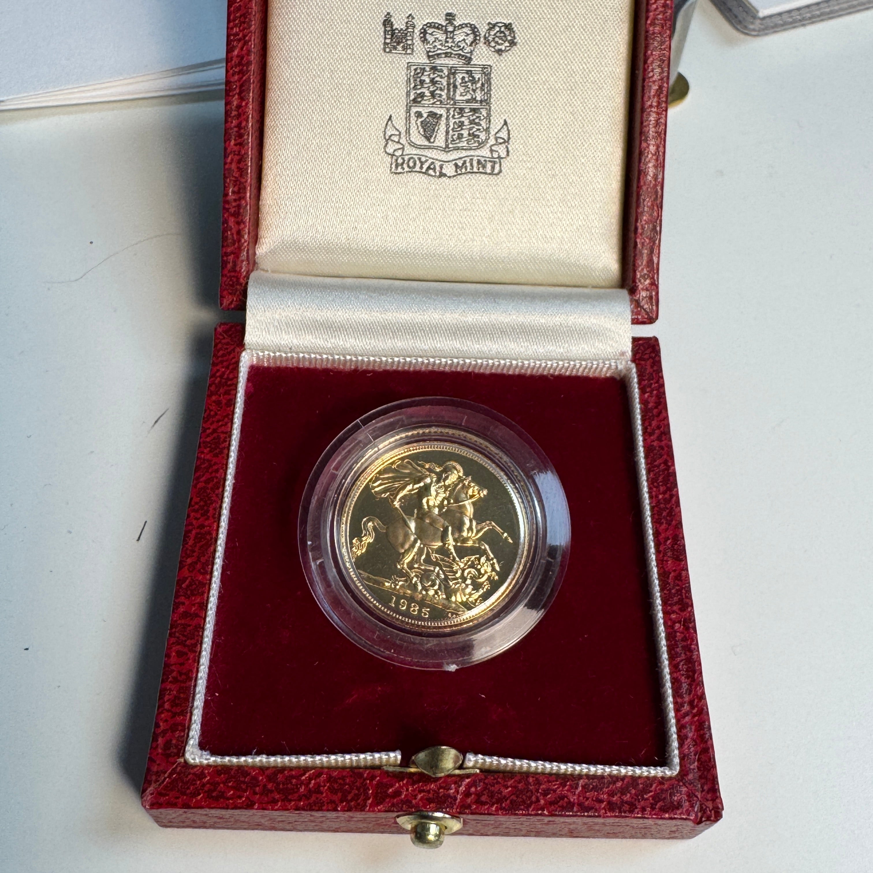 1985 Great Britain UK Proof Gold Sovereign in Royal Mint Box 🇬🇧 0.2354oz AGW