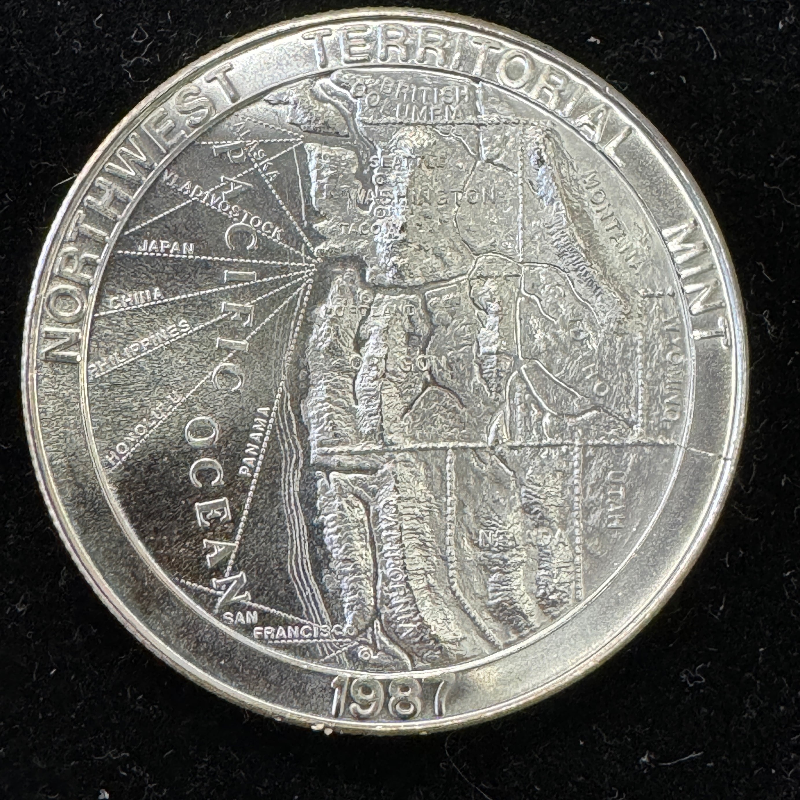 1987 NWTM Pacific Northwest Topographical Silver Round, vintage 1oz 999