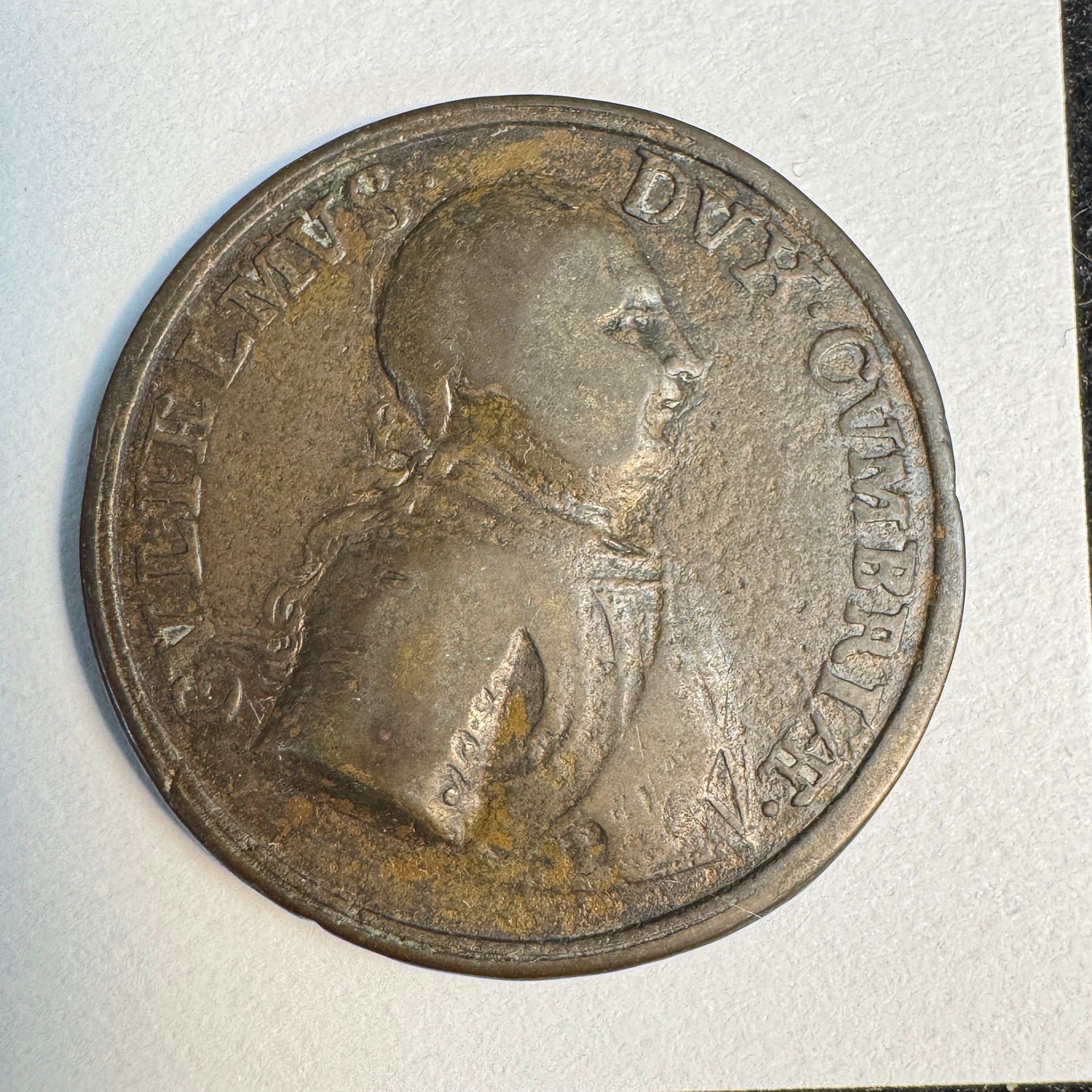 1746 Jacobite Rebellion defeat medal - Highlander kneeling to Crowned Lion / William Duke of Cumberland - 32mm AE 🇬🇧